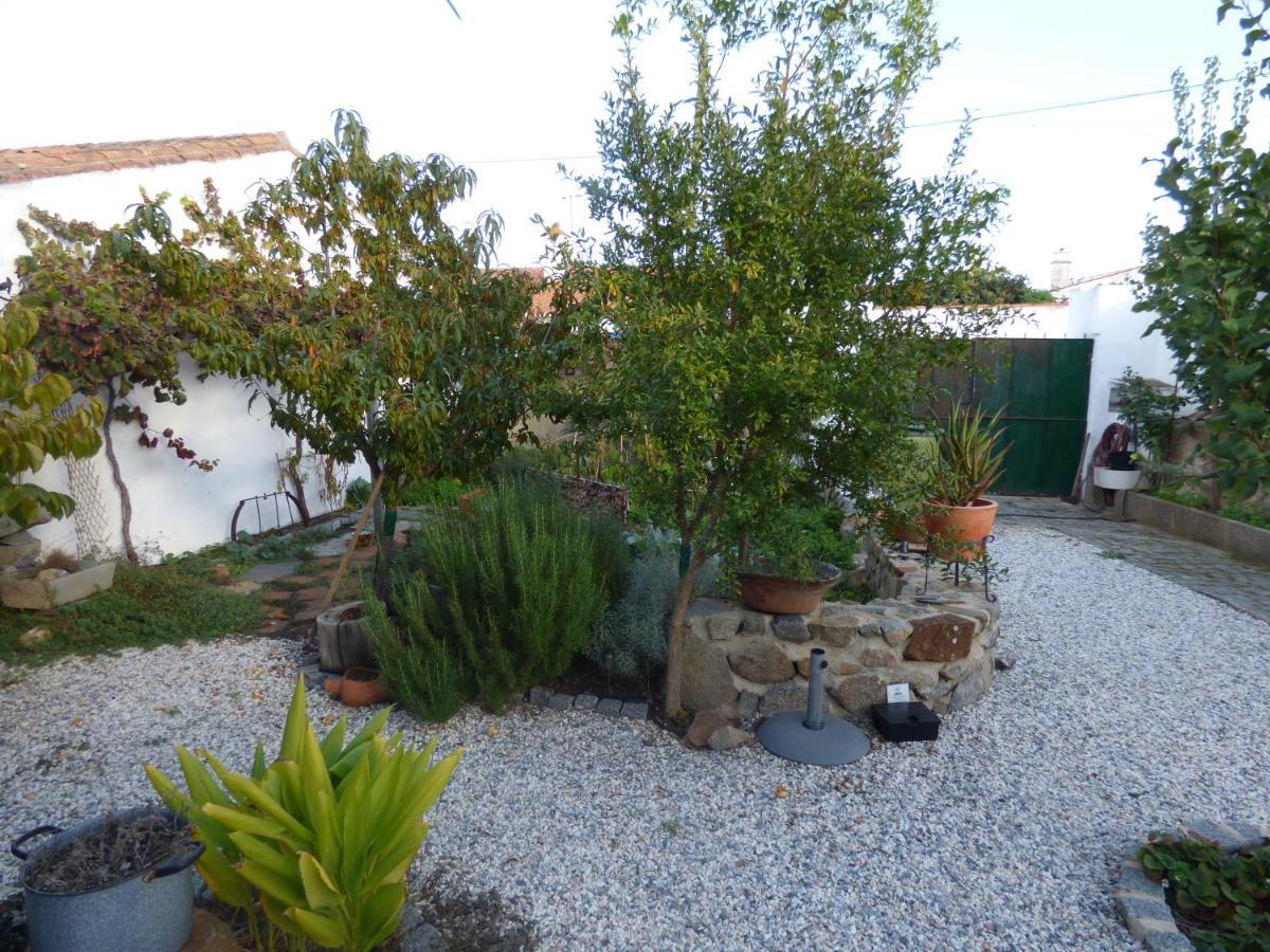 Solar Da Cumeada Bed and Breakfast Reguengos de Monsaraz Exterior foto